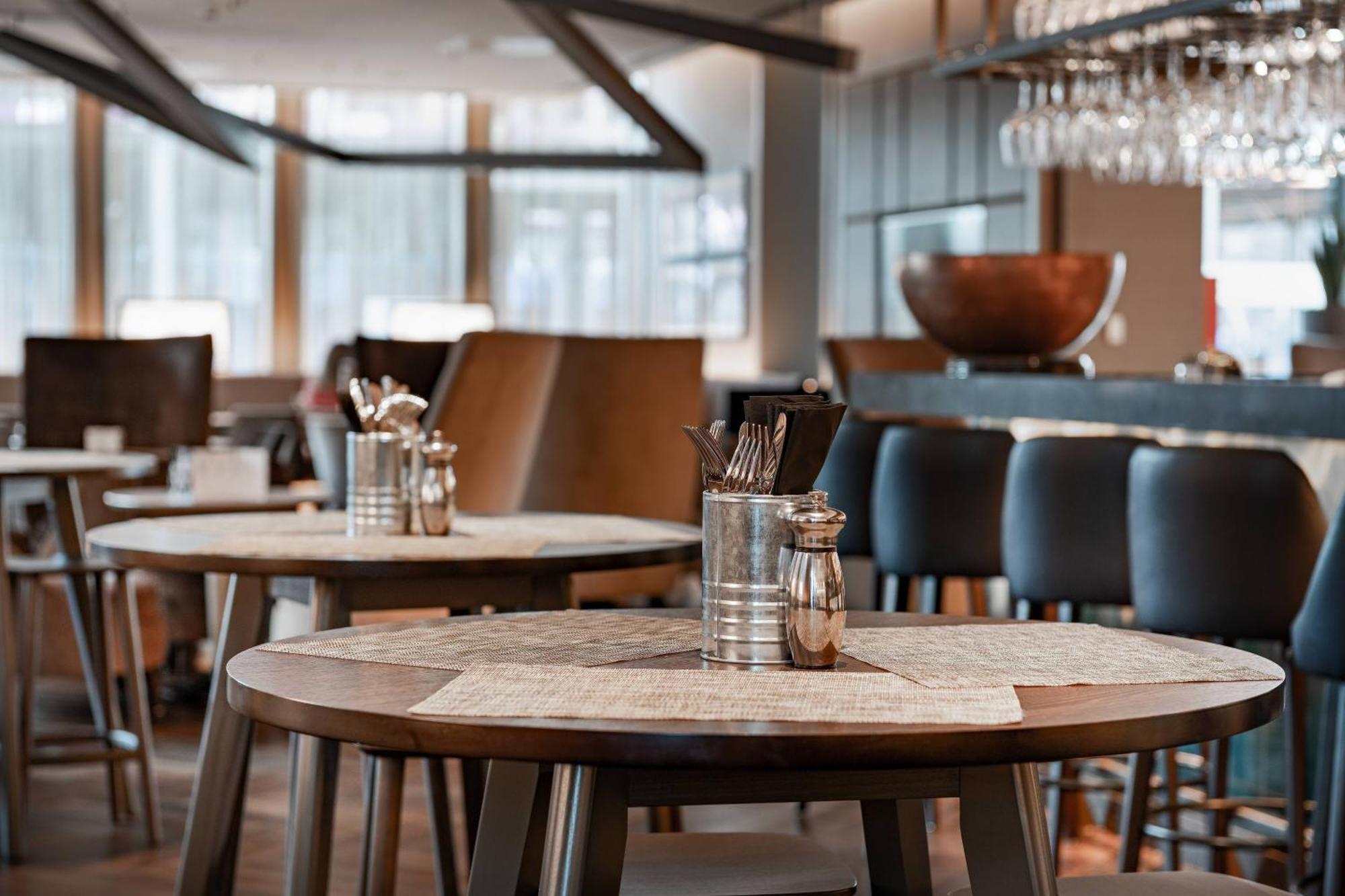 Ac Hotel By Marriott Manchester City Centre Esterno foto