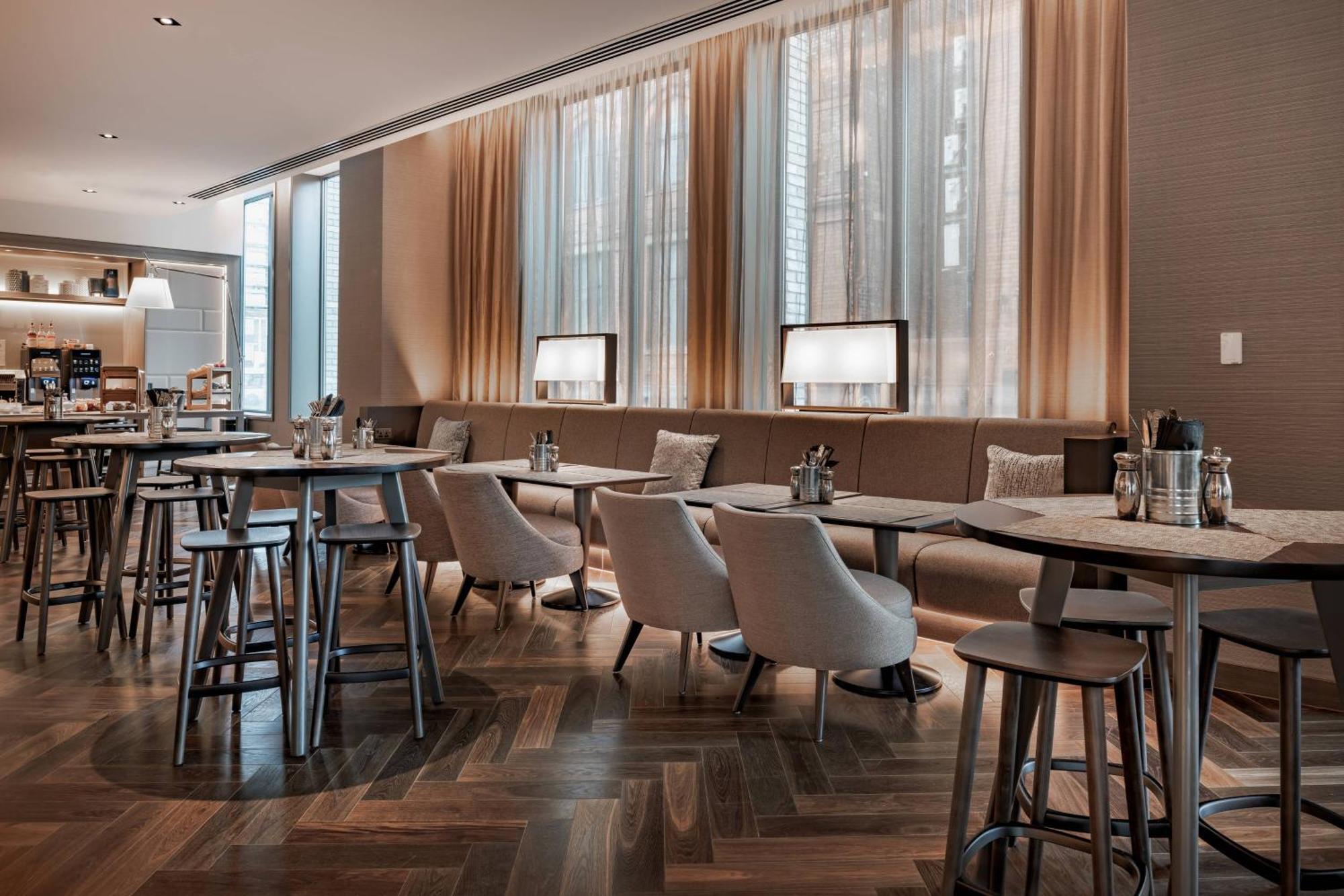 Ac Hotel By Marriott Manchester City Centre Esterno foto